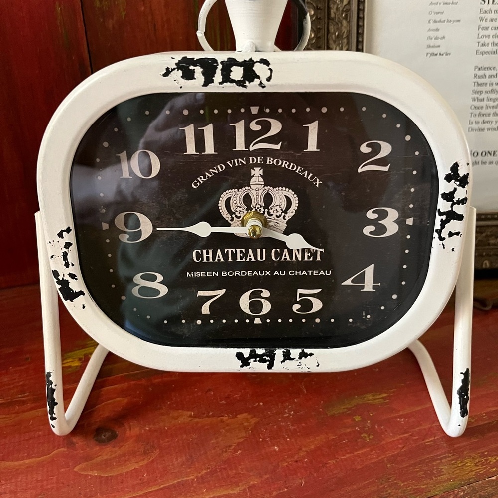 White shabby chic clock.